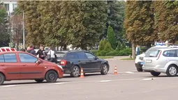 Аварія біля «історичного» спричинила величезний затор у центрі Луцька (фото)