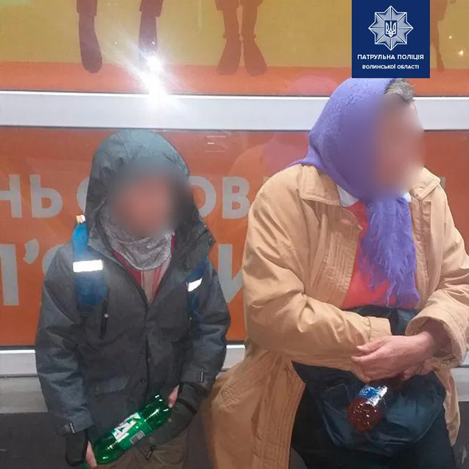 Помилився тролейбусом: у Луцьку небайдужий студент допоміг школяру дістатися додому