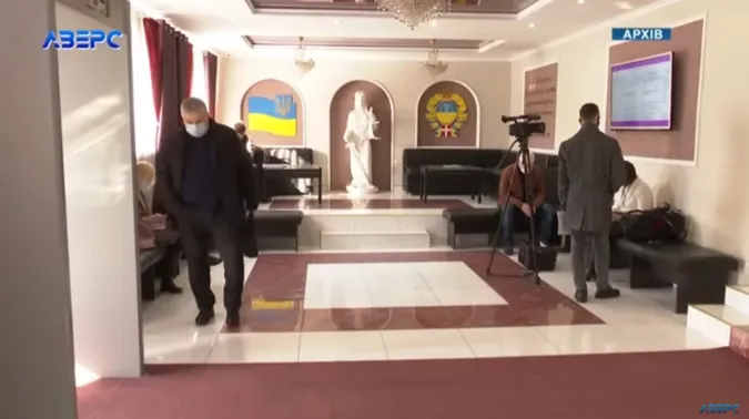 Волинський експрокурор на пенсії відсуджує у держави мільйони (відео)