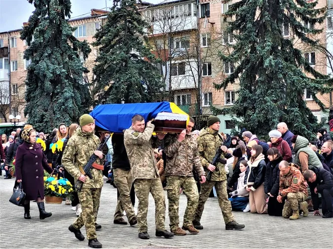 У Ковелі провели в останню путь Героїв Євгенія Косарика та Юрія Бойчука (фото)