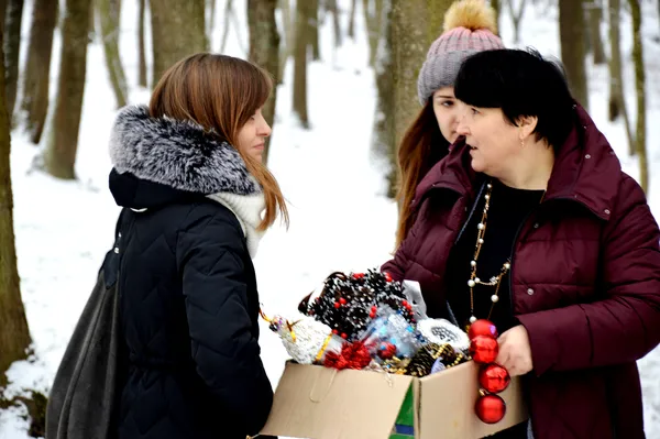 Волинські лісівники нагородили маленьких майстрів новорічних іграшок (фото)