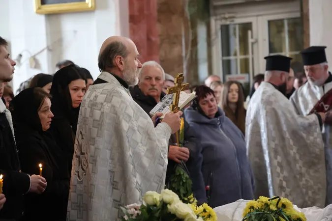У Луцькій громаді попрощалися з Героєм Олександром Коханюком (фото)