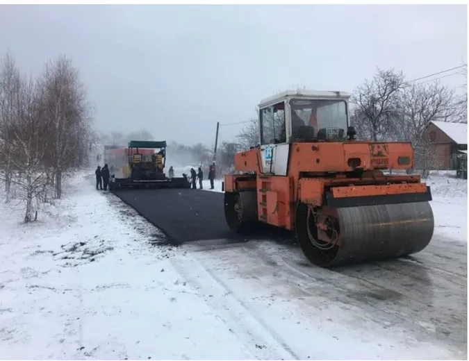 Припинили вкладати асфальт на сніг тільки після депутатського запиту