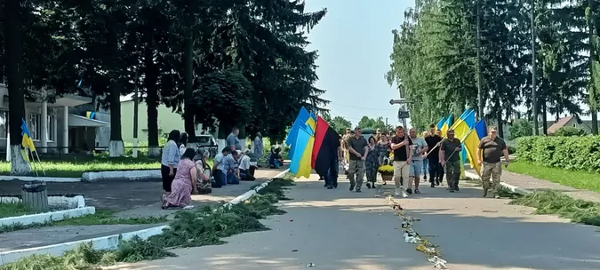 У Луцькому районі попрощалися із захисником Сергієм Холодовим (фото)