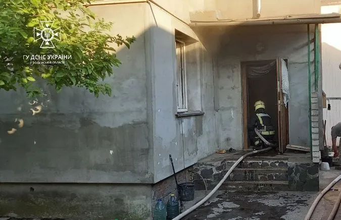 Суха рослинність, баня і будинки: за добу на Волині погасили 7 пожеж (фото)