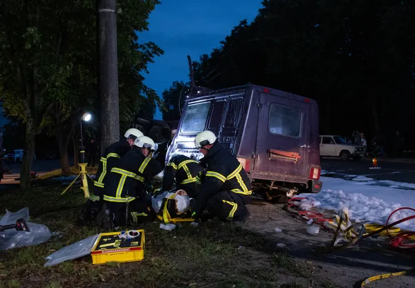 Поліція, пожежні і «швидка»: що коїлося ввечері на Глушець у Луцьку (фото)
