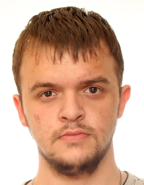 Двоє лучан ухиляються від покарання за злочини: їх  шукає поліція