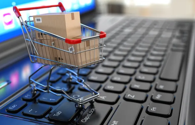 Волинянка продавала через інтернет неіснуючий товар