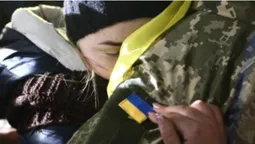 Обмін військовополоненими: повернули 41 людину (відео)