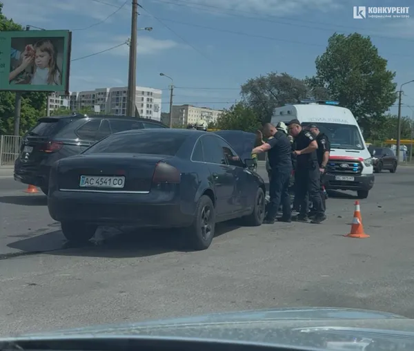 У Луцьку біля «Кромберга» – сильна автотроща (відео)