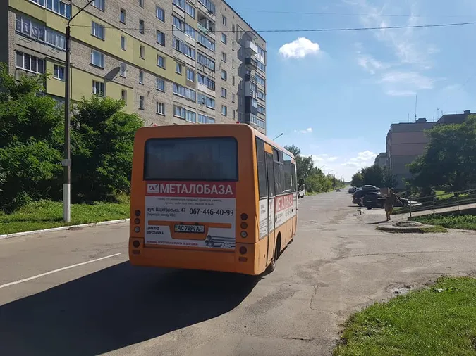 У Нововолинську маршрутник довів дитину загиблого військового до сліз через «не таке» посвідчення