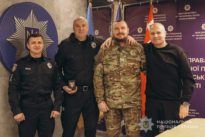 Волинський офіцер Юрій Столярчук отримав нагороду від побратимів із ОШБ «Лють» (фото)