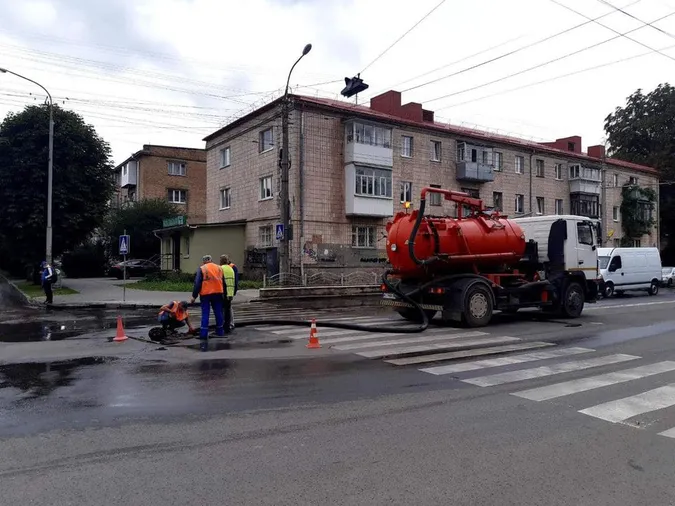 Якщо не буде форс-мажору, воду лучанам пустять ввечері