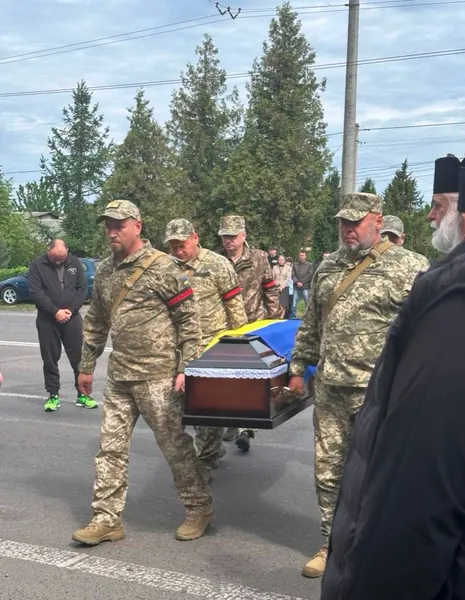 У Підгайцівській громаді в останню путь провели Героя Юрія Пивоварчука (фото)