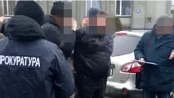 На Волині заступника начальника райвідділу поліції зловили на хабарі (фото, відео)