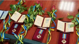 У Луцьку вручили державні нагороди родинам загиблих Героїв (фото)