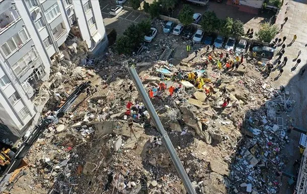 Кількість загиблих у Туреччині та Сирії перевищила 12 тисяч осіб