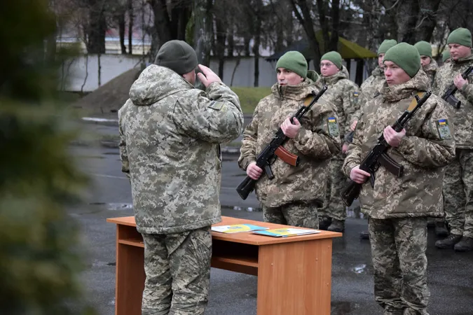 Діджей, інженер і випускник ВНУ: у Луцьку новобранці-прикордонники склали присягу (фото)