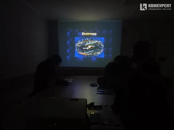 Гурток мрійників: як у луцькій обсерваторії вивчають астрономію (фото)