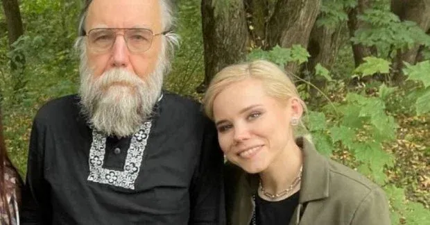 Під Москвою вибухнуло та згоріло авто з дочкою «ідеолога Путіна» Дугіна