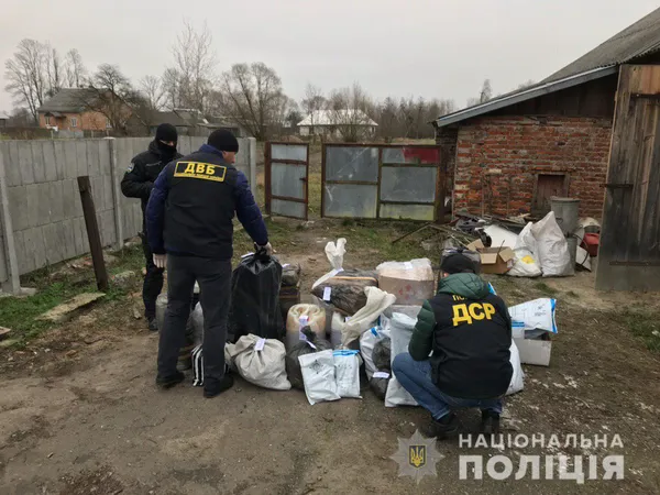 19 учасників та 46 кг наркотиків: силовики накрили потужний наркокартель (фото, відео)
