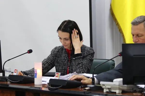 Секретар Луцькради Юлія Вусенко