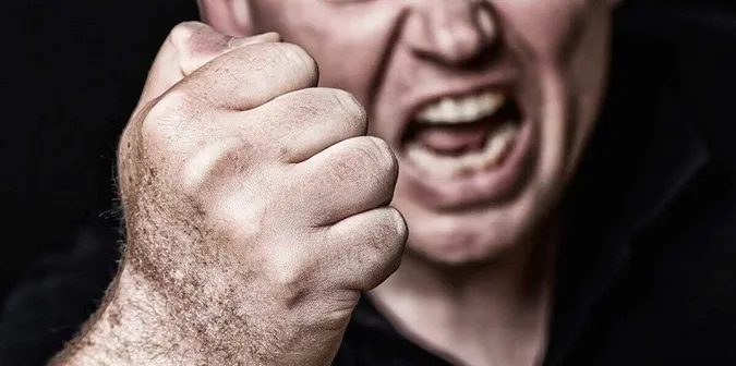 У Луцькому районі молодик з Львівщини побив і пограбував чоловіків з Житомирщини