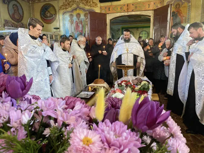 На Волині провели в останню путь захисника Андрія Григоренка (фото)