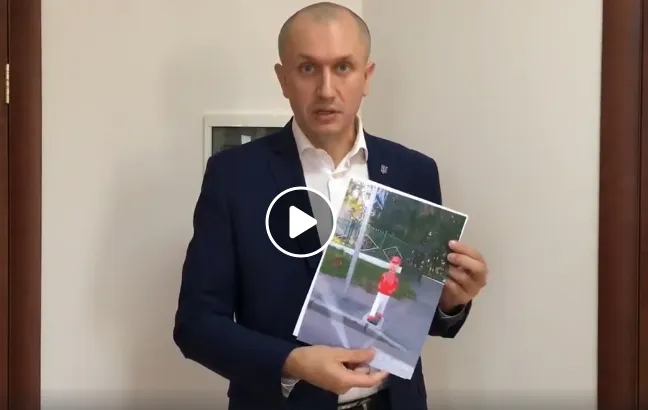 У Луцьку біля шкіл і дитсадків хочуть встановити манекени, подібні на дітей (відео)