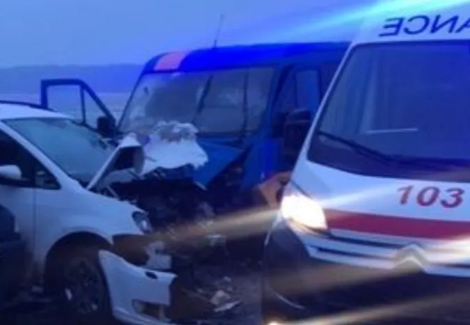 На Ковельщині сталася жорстка автотроща за участю трьох авто (відео)