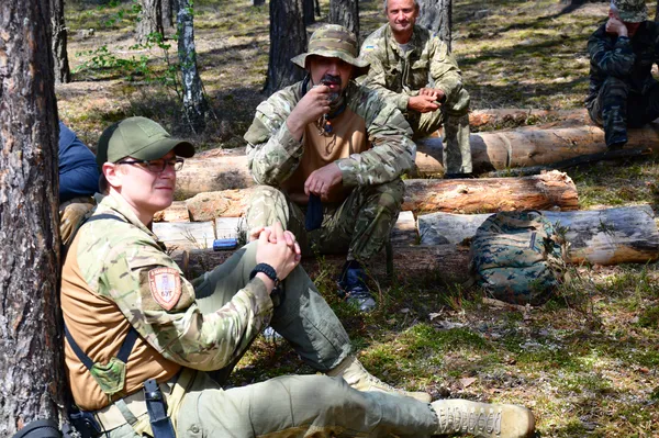 Постріли та вибухи у волинському лісі (фото, відео)