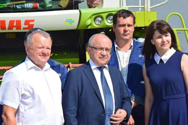 День поля у «П'ятиднях»: без Порошенка, але з аграрною елітою Волині