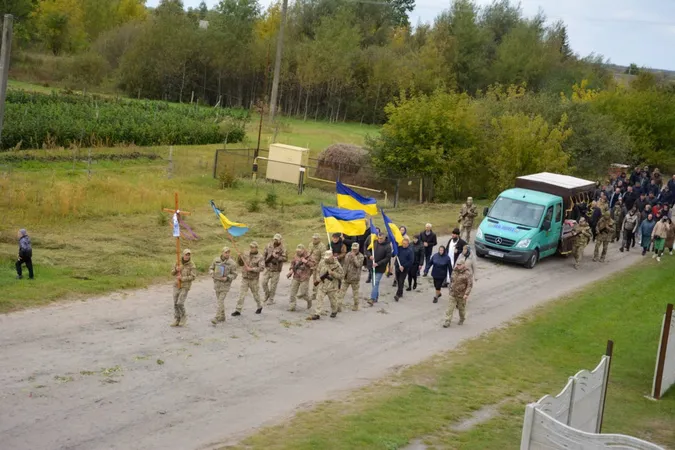 На Волині попрощалися із воїном Олександром Бараном (фото)