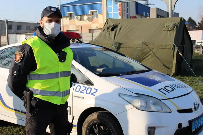 #дякуюполіції: в мережі запустили флешмоб на підтримку оперативних служб