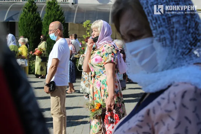 Як у центрі Луцька святкували Медового Спаса (фото)
