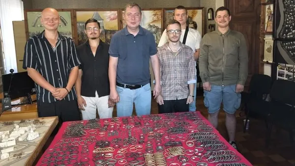 Майже тисяча артефактів із княжих часів: на Волині завершили дослідження «Скарбу купця» (фото)
