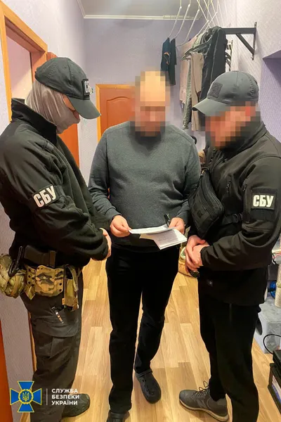 «Заробляли» на будівництві казарм: СБУ викрила посадовців Міноборони (фото)