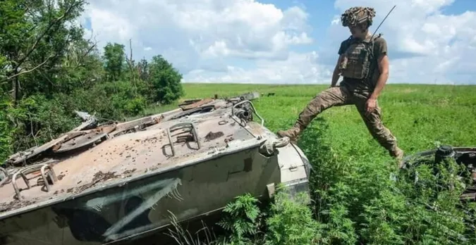 Близько 979 830 окупантів, 10 852 танки, 1395 РСЗВ: втрати ворога на 24 травня