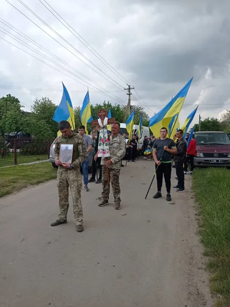 Воїну назавжди 55: на Волині прощалися з батьком п'ятьох дітей (фото)