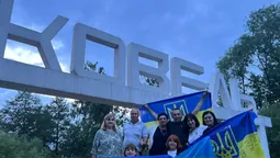 До сліз: у Ковелі зустріли звільненого з полону Валерія Хомича