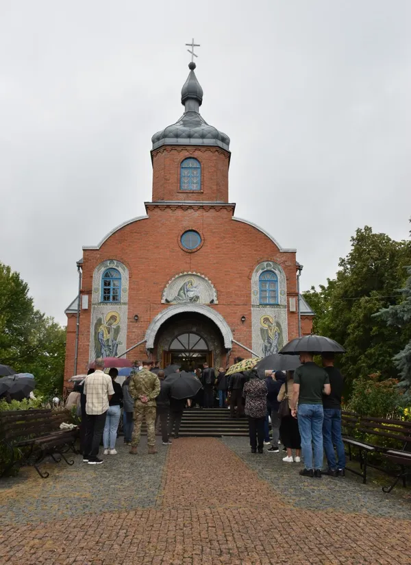Поблизу Луцька попрощалися з Героєм Миколою Черновим (фото)