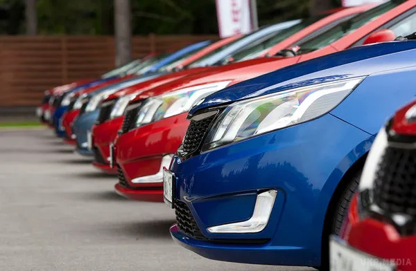 Українці зможуть ввозити автомобілі з Канади без мита 