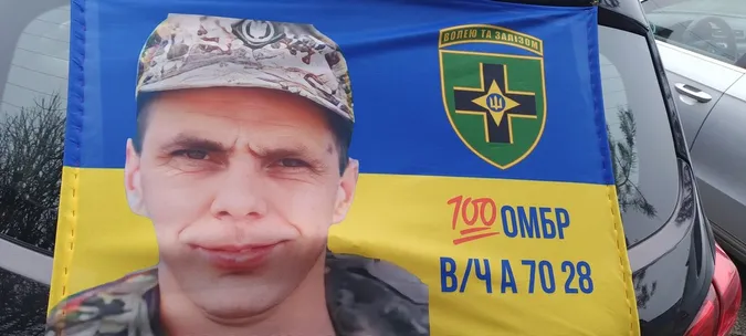 Понад рік вважався зниклим: на Волині попрощалися з воїном Вадимом Гризіним (фото)