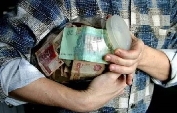 В Україні поменшало готівки (інфографіка)