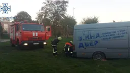 У Торчині застряг завантажений бус волонтерів (фото)