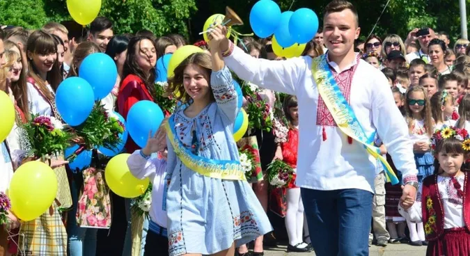 Коли школярі у Луцьку підуть на літні канікули