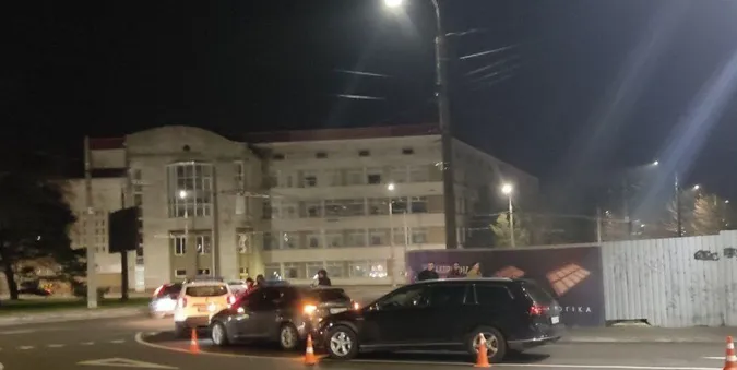У Луцьку на виїзді з Яровиці сталася аварія