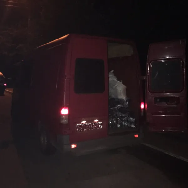 На Волині затримали авто майже з трьома тоннами м'яса (фото, відео)