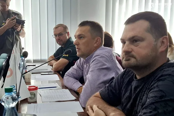 Валентин Хаймик (по центру)