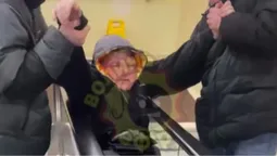 У луцькому ЦУМі дитина застрягла між двома ескалаторами (відео)